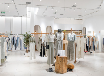 Le commerce de détail encore à la baisse de 8,7%